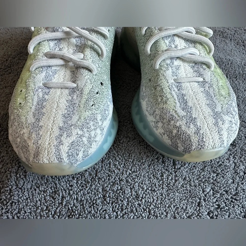 adidas Yeezy Boost 380 - Alien Blue - Men 7.5 - Barely Worn - Picture 10 of 13